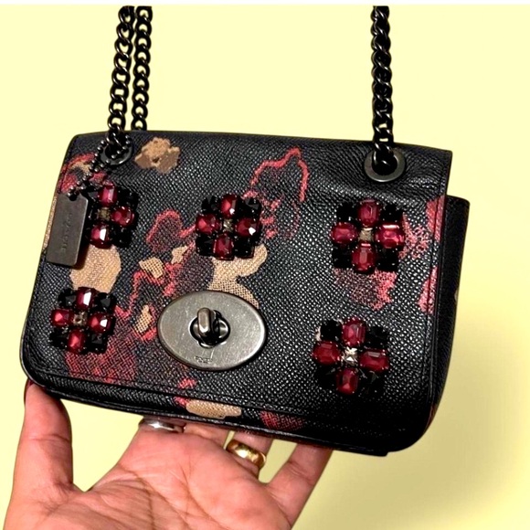 Coach Handbags - Coach mini